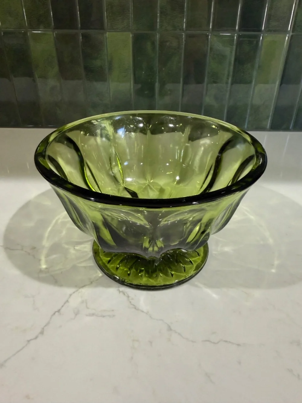 Anchor Hocking vintage avocado